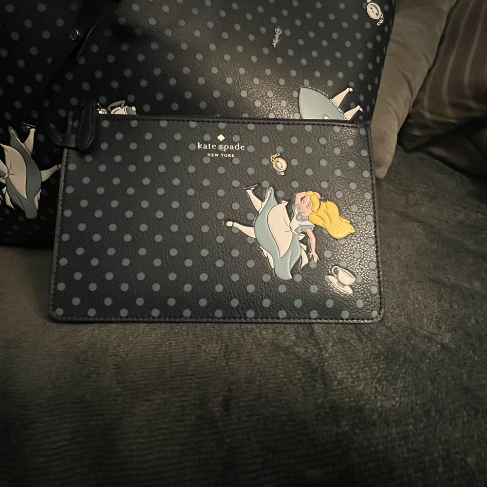 NWT Kate Spade Alice in Wonderland purse - Picture 5 of 6